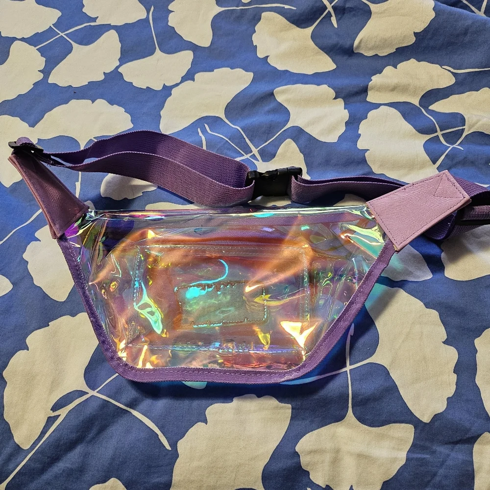 P!nk PINK Iridescent Fanny Pack Summer Carnival - Picture 3 of 3
